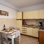 Apartamento Hela By Interhome Opatija