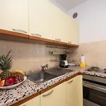Apartamento Hela By Interhome